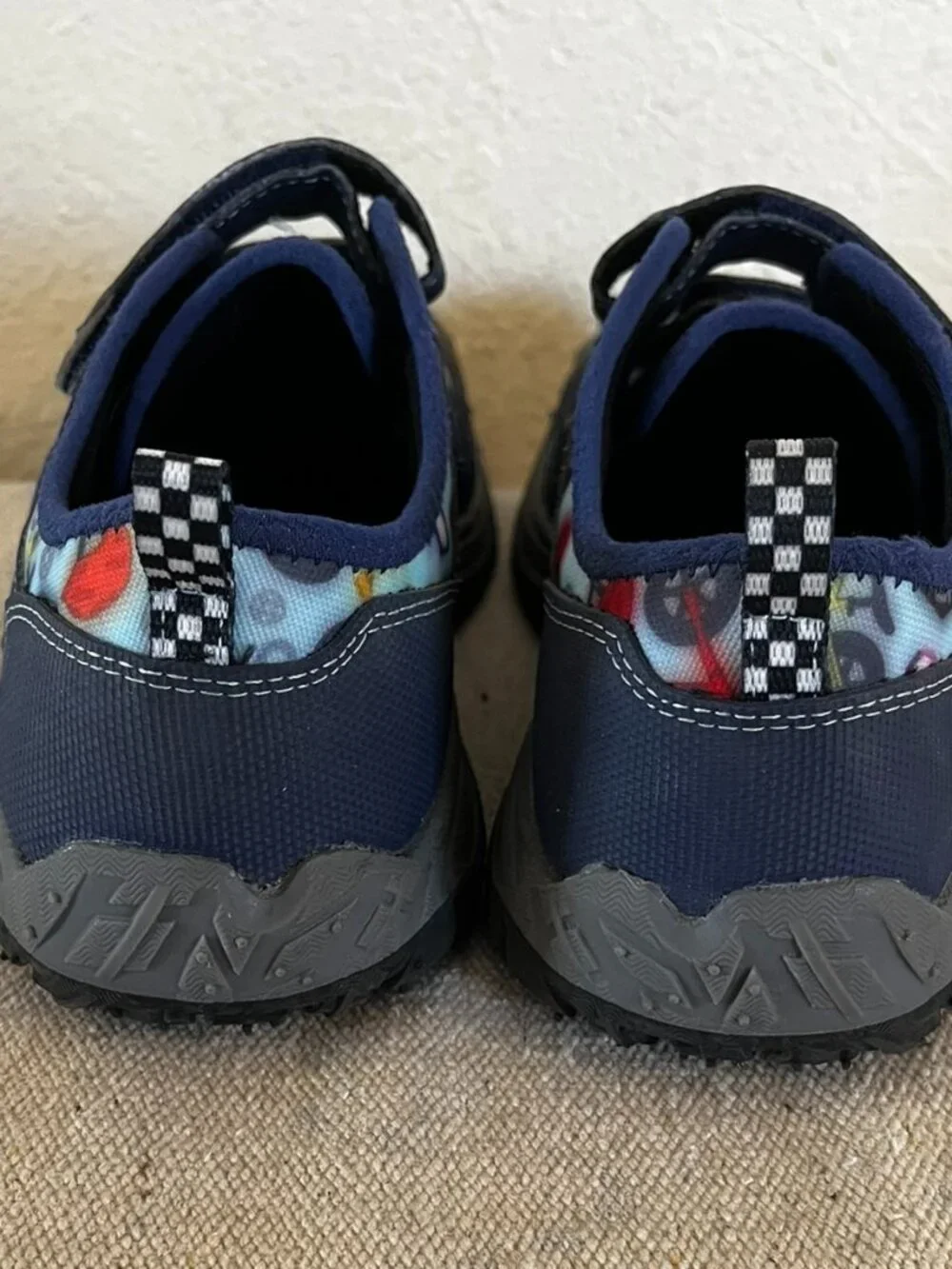 Keen Boy's Speedhound Shoes Sz 3